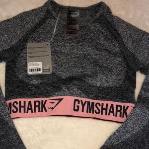 GymShark Flex Crop Top in Charcoal Mark/Peach Pink